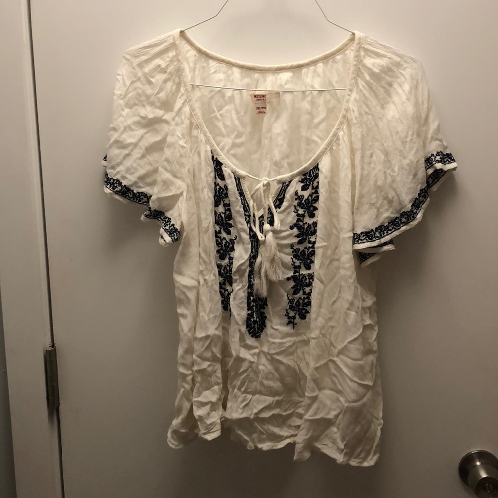 White flare sleeved blouse navy blue embroidery